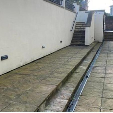 Easby Breakaways - **Modern Apartment 5 Mins From South Bay, Scarborough** Buitenkant foto